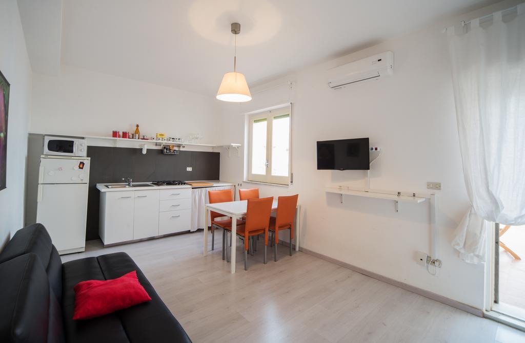 La Terrazza Sul Mare Apartment Летояни Екстериор снимка